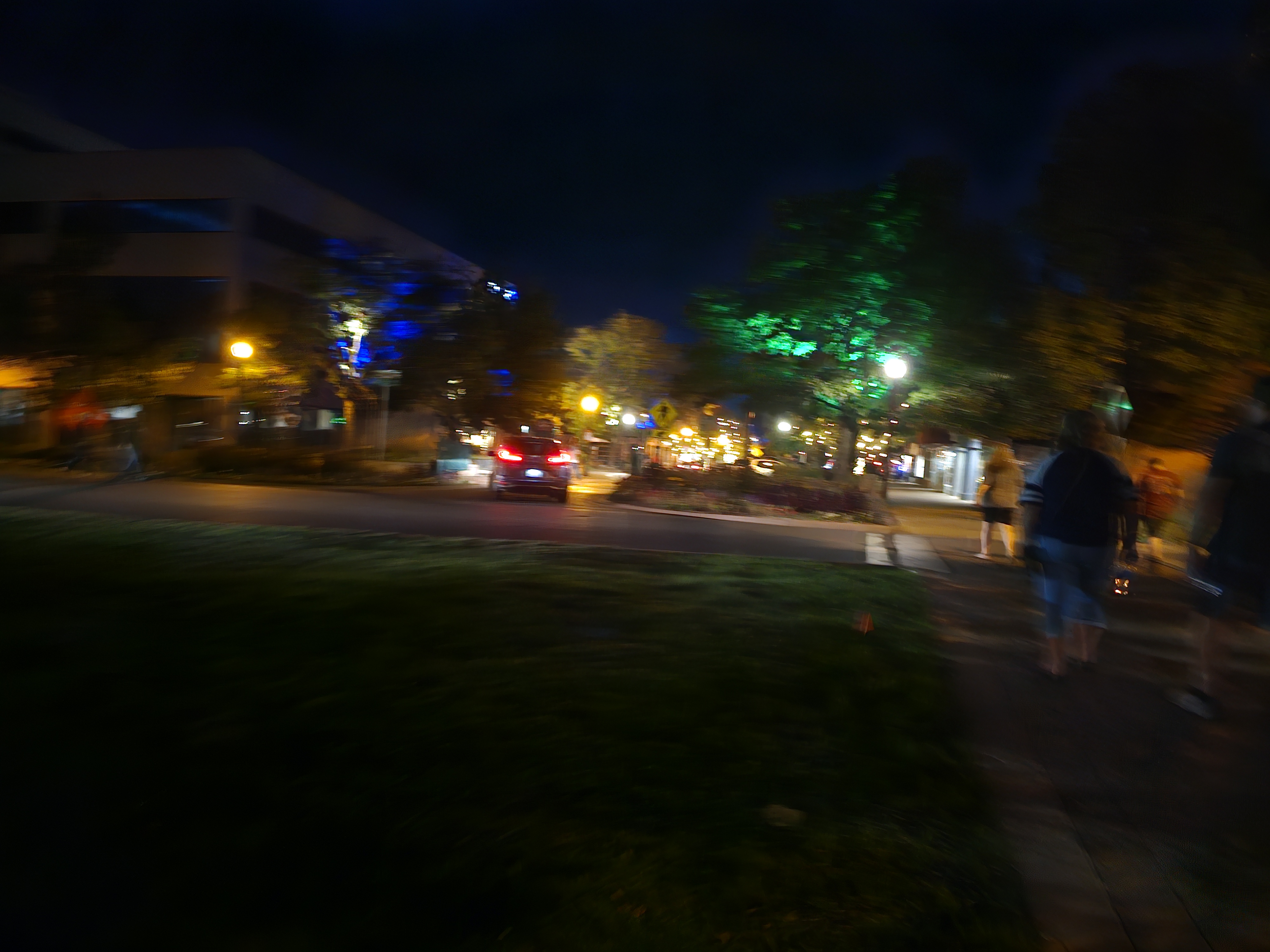Saturday night at Oktobrewfest in Lincoln Park